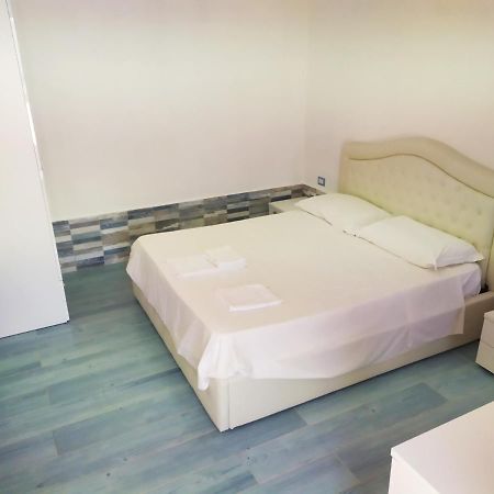 Hotel La terrazza sul mare Marina di Camerota Esterno foto