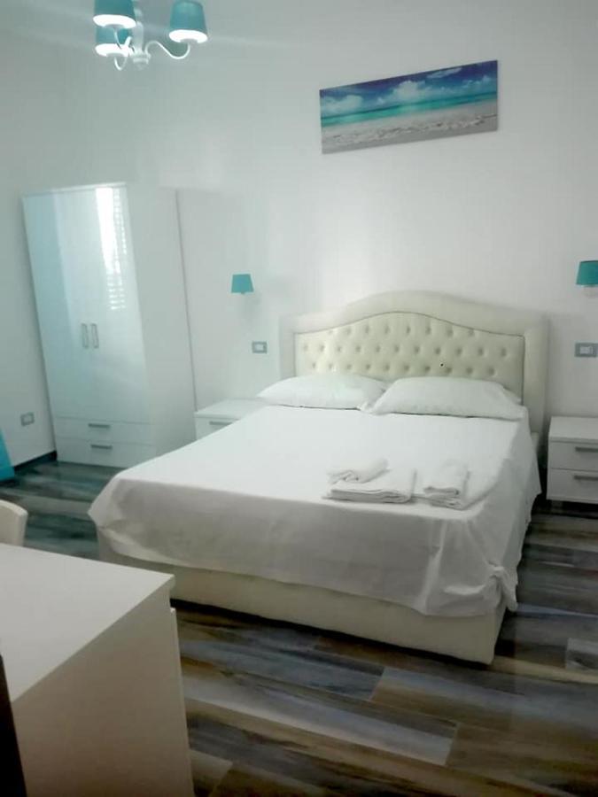 Hotel La terrazza sul mare Marina di Camerota Esterno foto