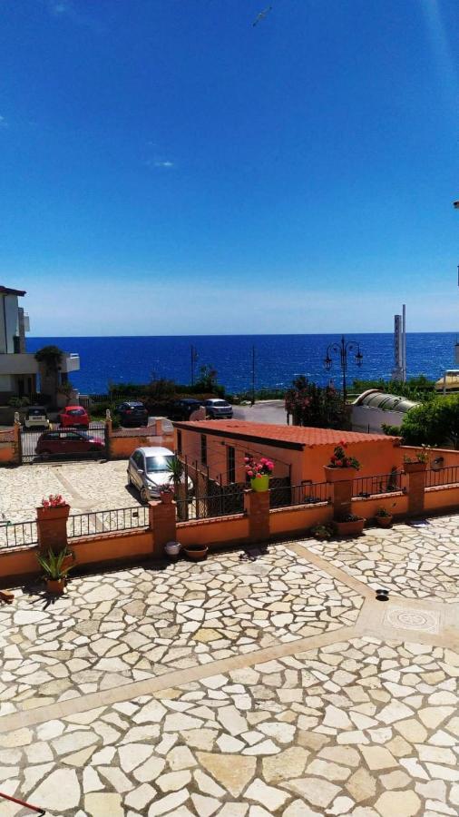 Hotel La terrazza sul mare Marina di Camerota Esterno foto