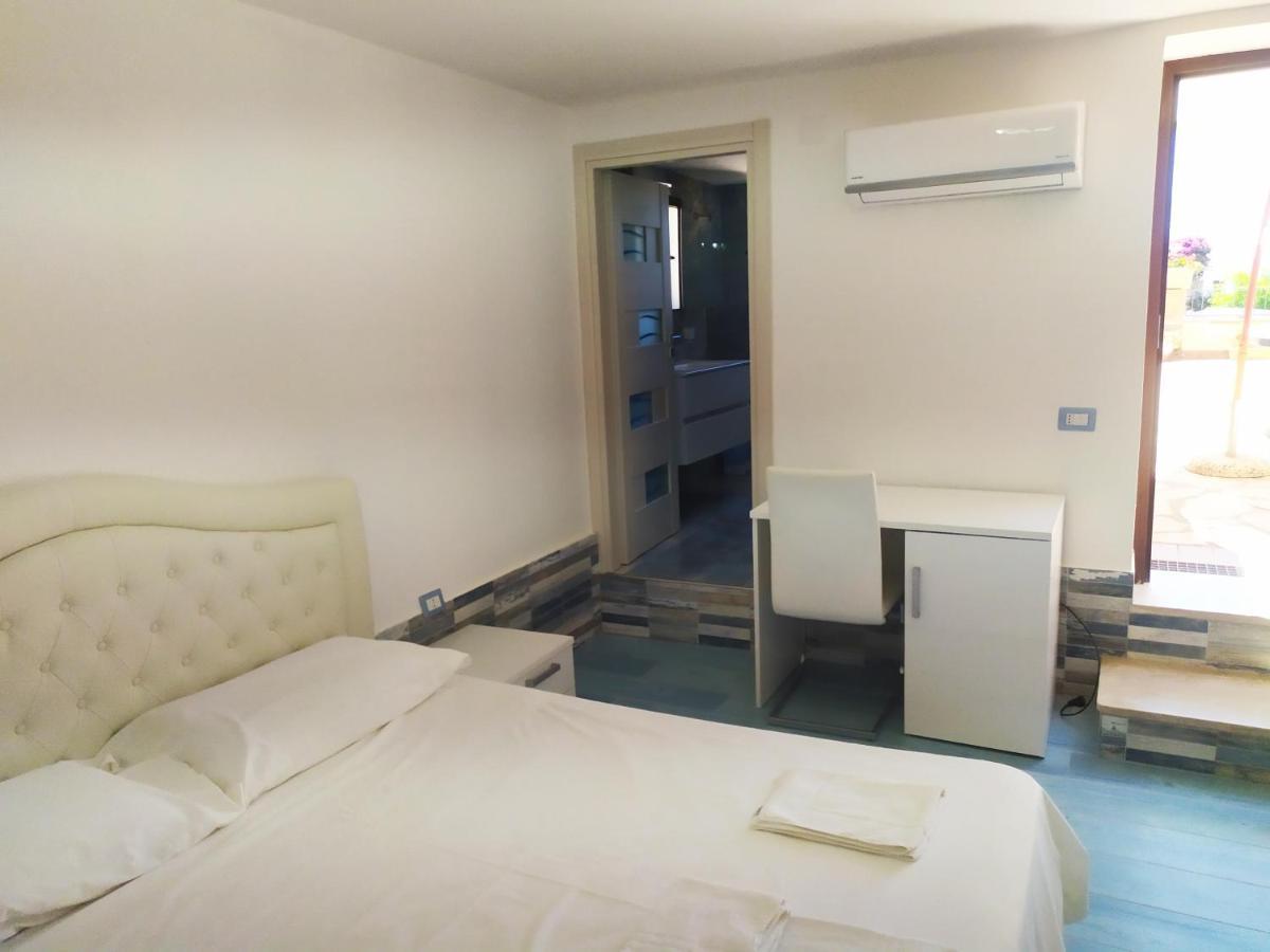 Hotel La terrazza sul mare Marina di Camerota Esterno foto